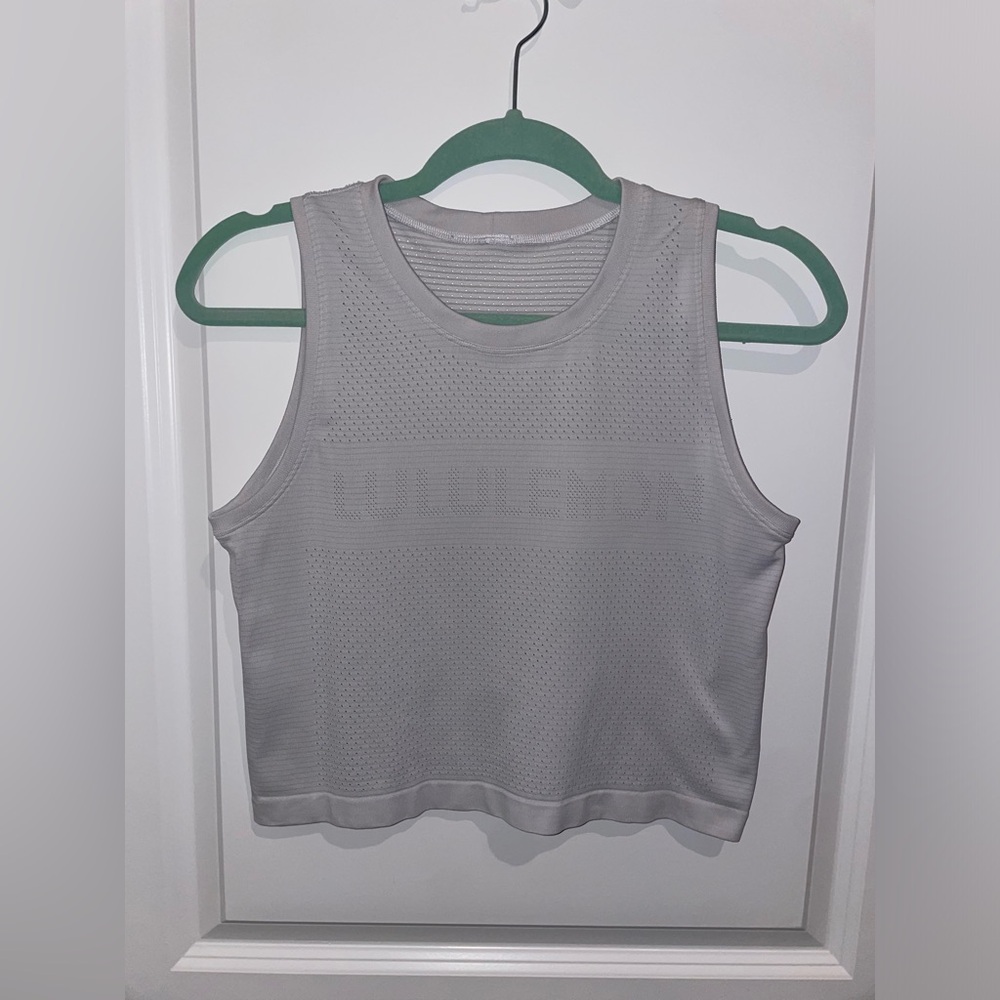 Lululemon Breeze by Muscle Cropped Tank